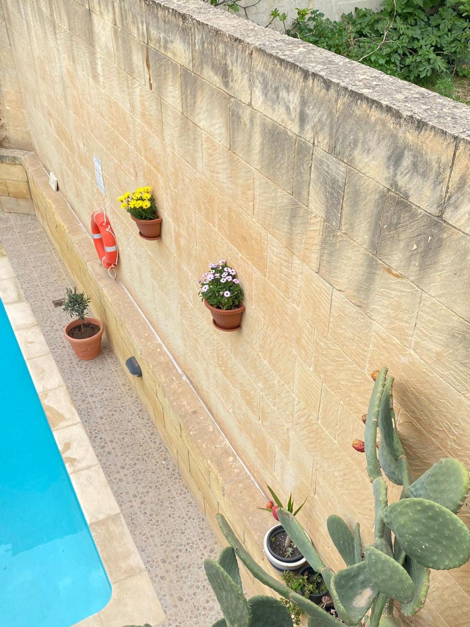 Xagħra A La Maison B&B מראה חיצוני תמונה