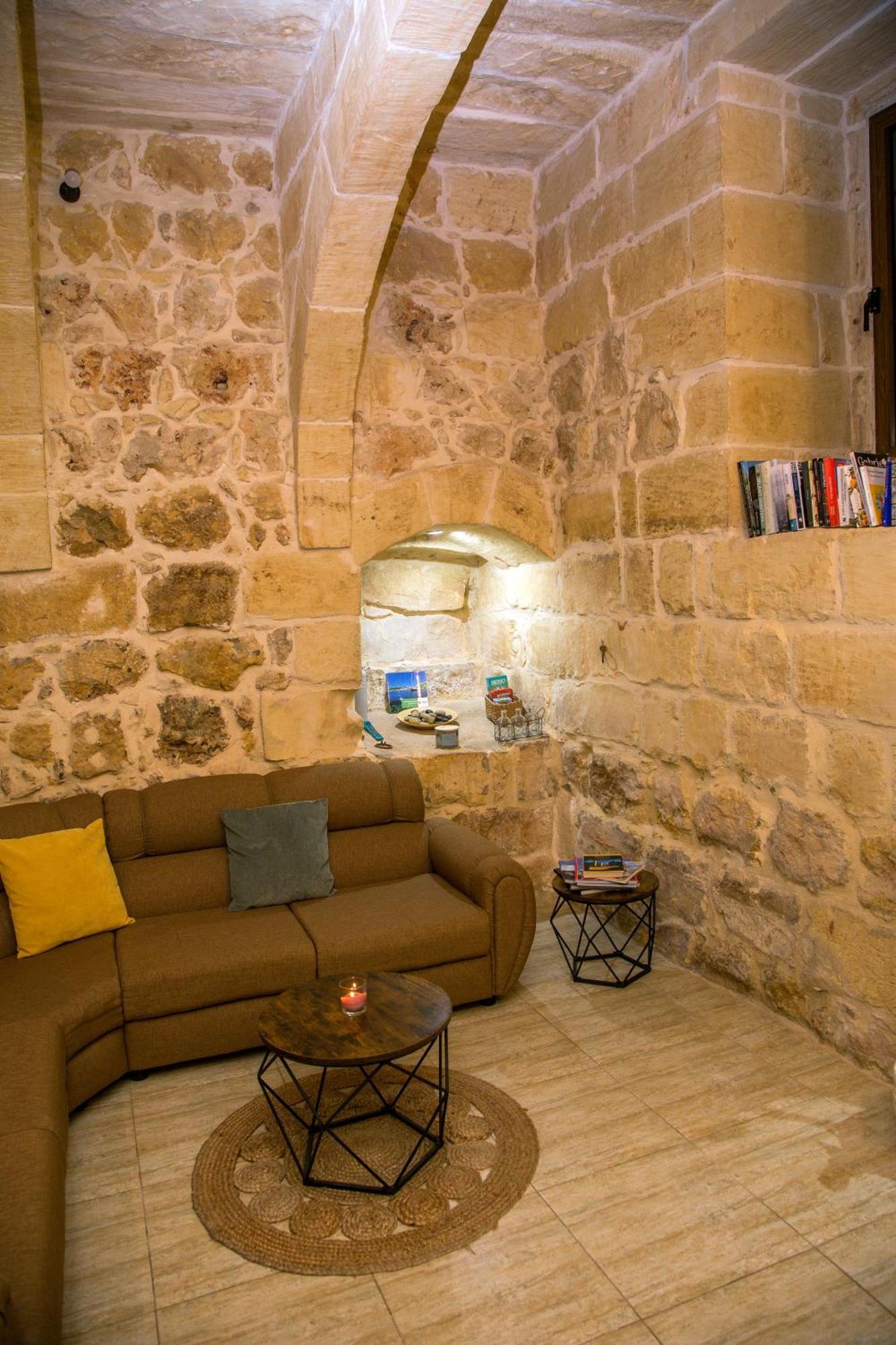 Xagħra A La Maison B&B מראה חיצוני תמונה