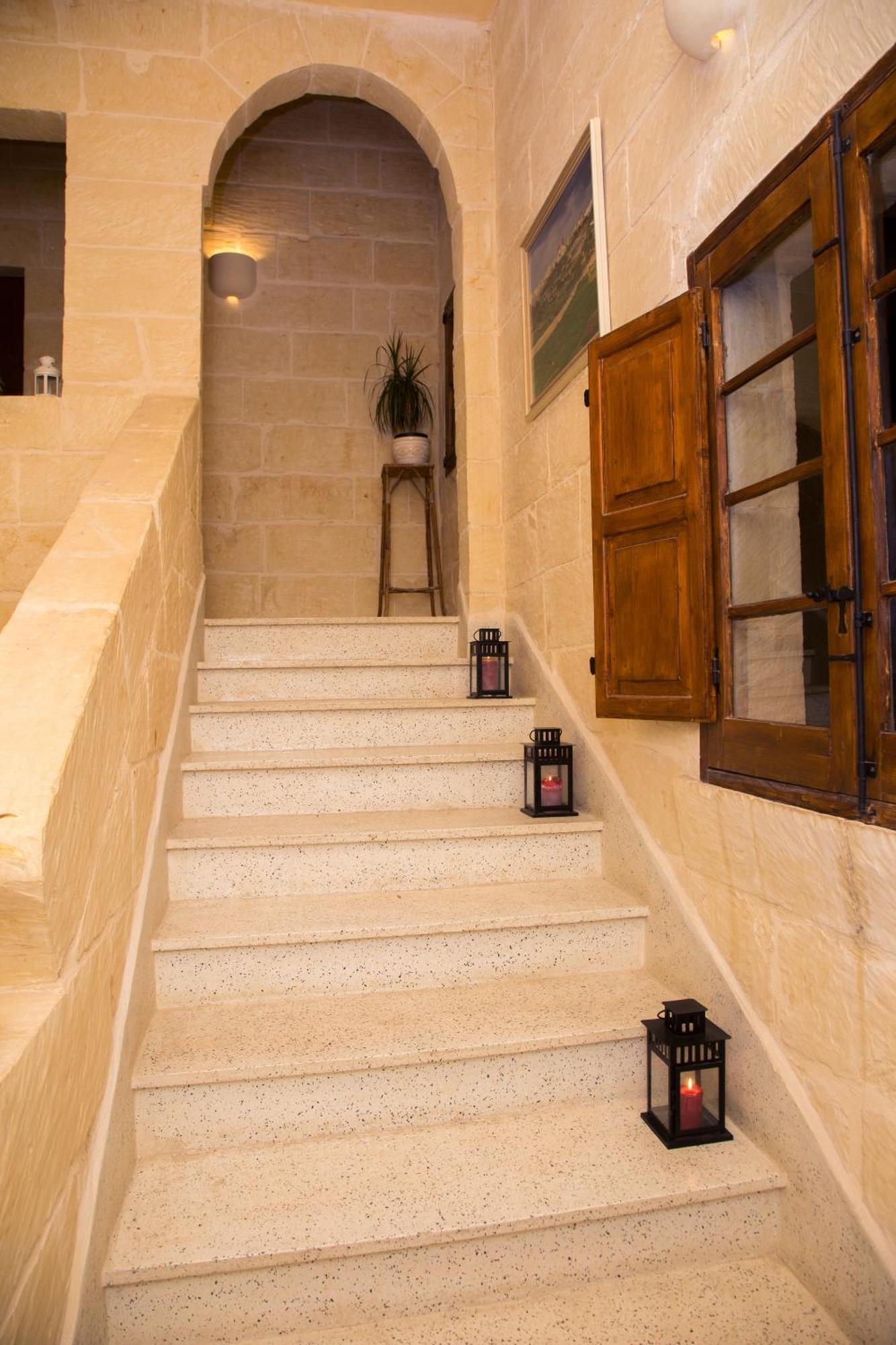 Xagħra A La Maison B&B מראה חיצוני תמונה